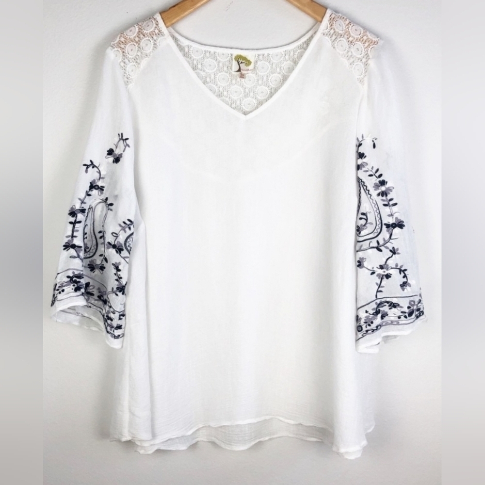 Anthropologie Fig & Flower Boho Embroidered Lace Top Small